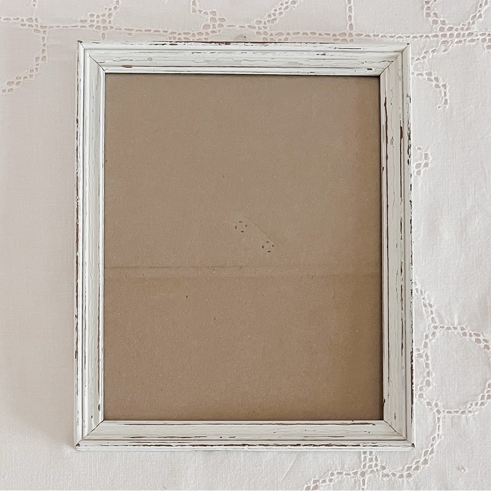 Shabby Vintage White Wood Picture Frame 8 x 10